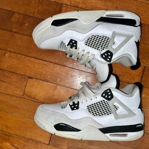 Military black 4’s